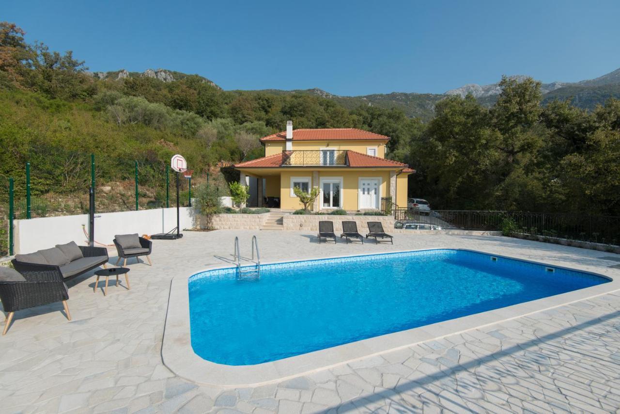 Villa Belle Air Herceg Novi Esterno foto